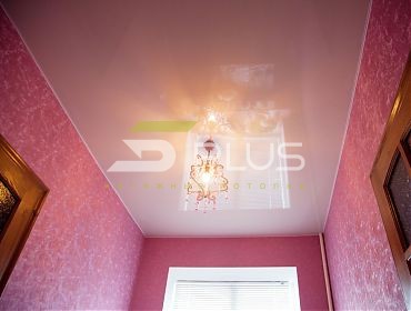 Светло-розовый натяжной потолок - Фото 5plus ракурс 1