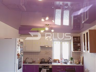 Светло-лиловый потолок на кухне - Фото 5plus ракурс 1
