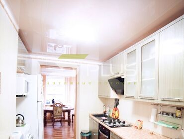 Нежный натяжной потолок для кухни от ❺ plus 
