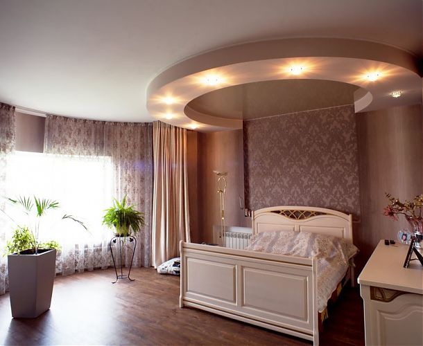 Круглый натяжной потолок в спальне | Портфолио 5Plus | Киев ⋆ Днепр ⋆