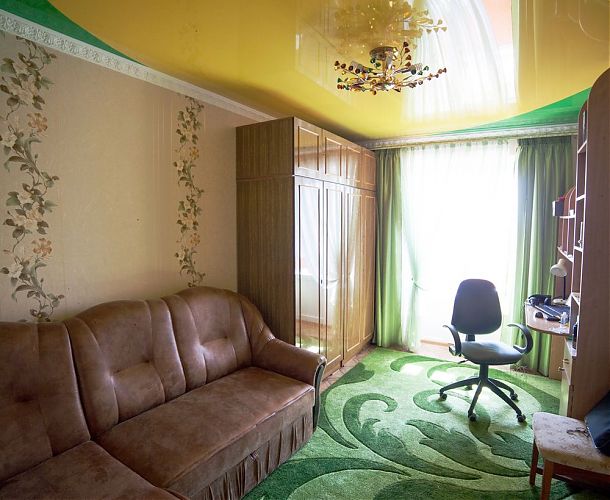 Натяжной потолок желтый с зелёным | Портфолио 5Plus | Киев ⋆ Днепр ⋆
