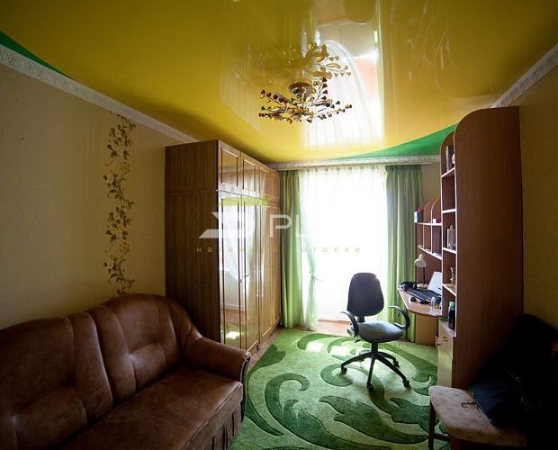 Натяжной потолок желтый с зелёным | Портфолио 5Plus | Киев ⋆ Днепр ⋆